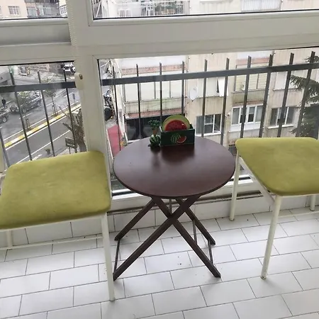 Apartament Spacious 2br Apartment, Centrally Located